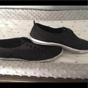 Barely worn coach size 9.5 sneakers